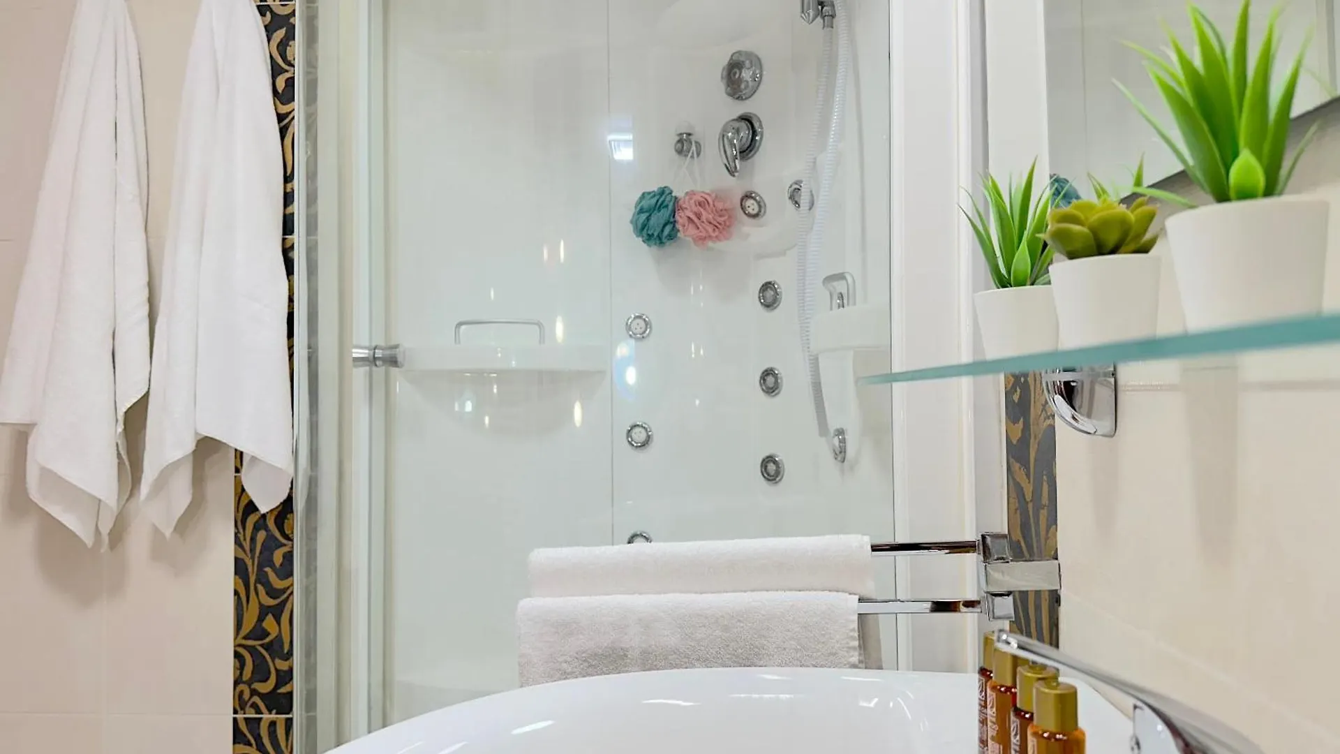 Mascarella Boutik Apartment N بولونيا إيطاليا